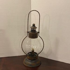 Farmhouse Lantern with light